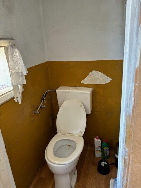 Zawada But – dwa domy o pow. 240 m2 i 120m2