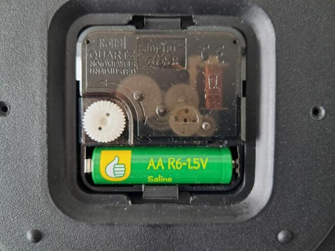 Zegar ścienny „Quartz”, do sprzedania