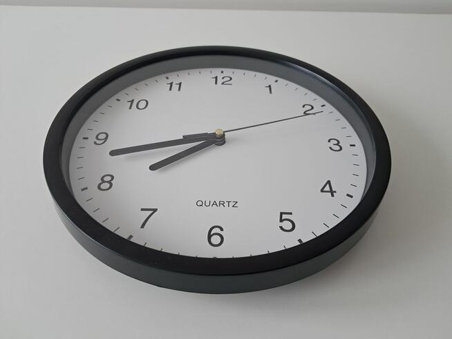 Zegar ścienny „Quartz”, do sprzedania