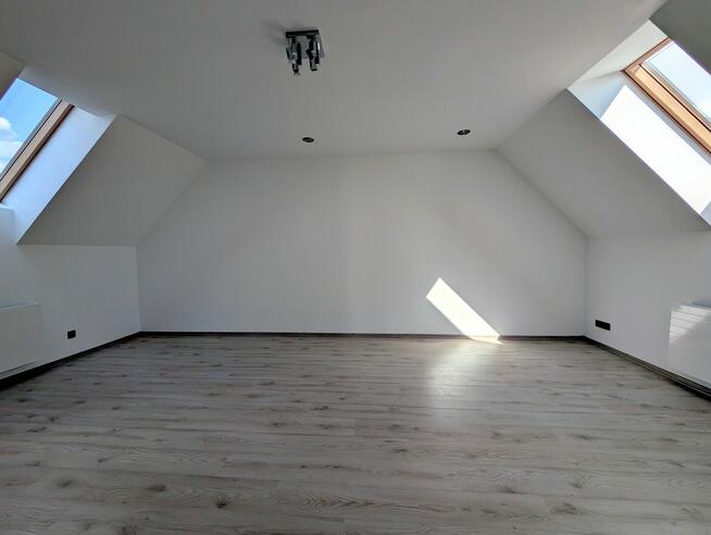 Brzeźnica - nowoczesny, energooszczędny dom na sprzedaż