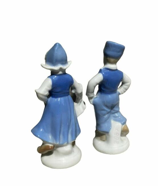 Para porcelanowych malowanych figurek