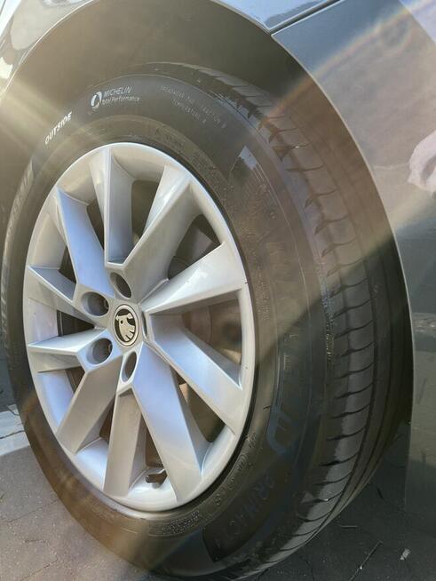 Skoda Superb Hybryda 218KM faktura VAT