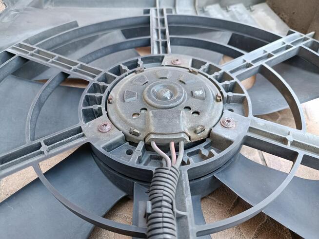 Rover 75 wentylator chłodnicy obudowa wentylatora 1.8 benzyn