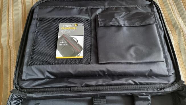 Torba na Laptopa Targus PRO - XXL + Myszka Logitech G305