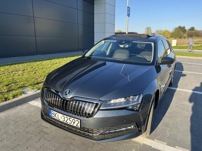 Skoda Superb Hybryda 218KM faktura VAT