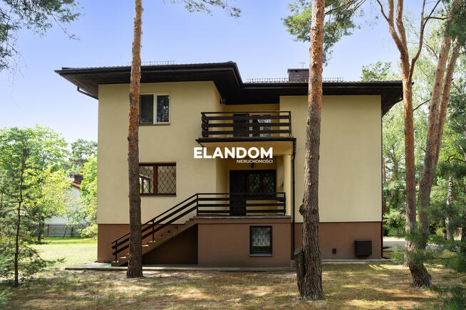 Dom dla wielopokoleniowej rodziny / Duża działka