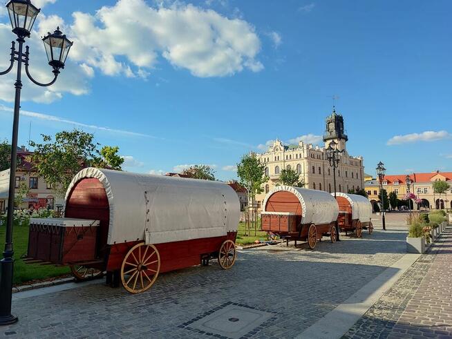 Do sprzedaży lub wynajęcia jako punkt handlowy lub usługowy