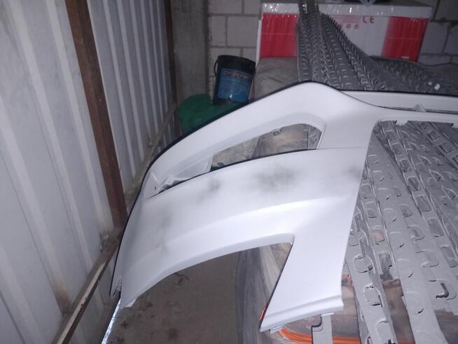 Polerowanie lamp poprawki lakiernicze malowanie samochodów i