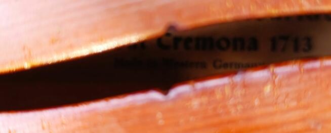 Wyprzedaż INSTRUMENTÓW MUZYCZNYCH różnych...