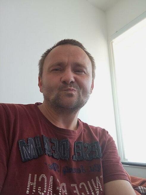 Samotny chętnie poznam pania