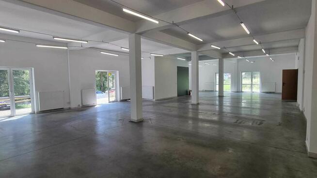 Lokal handlowy 200m2 lub połowa do wynajęcia w Cieszynie.