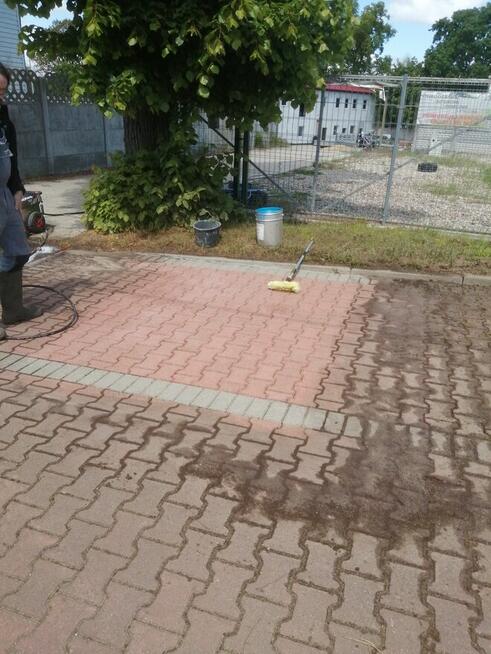 Mycie kostki brukowej, układanie polbruku, koszenie traw