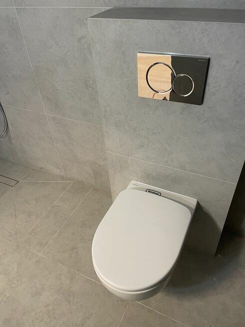 Hydraulik Usługi hydrauliczne Naprawa Spłuczek Podtynkowych