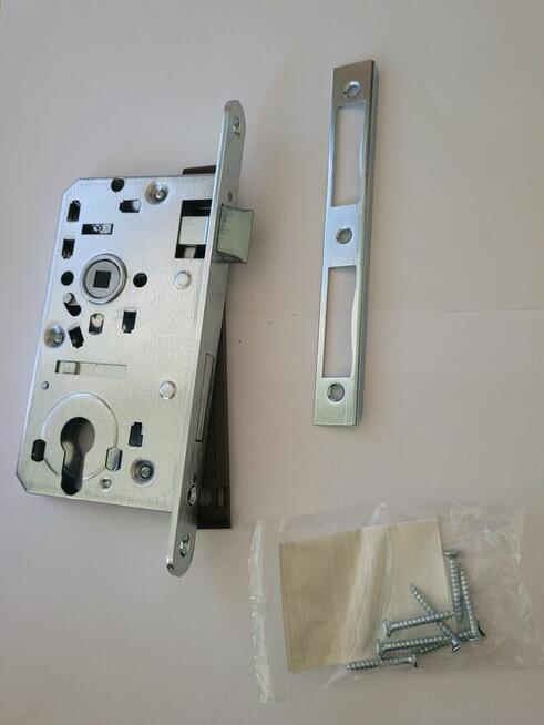 210 mm 72/55 Assa Abloy 4262 zamek wpuszczany