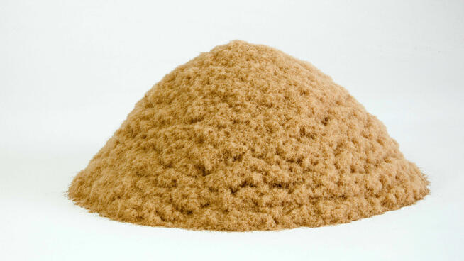 Zadmuch izolacji wduchiwanej STEICO zell z wełny drzewnej