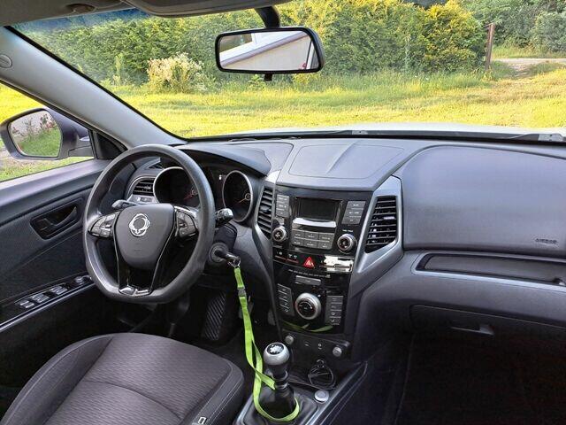 Koreański SsangYong XLV Cristal 1,6 D prod. 2016r.