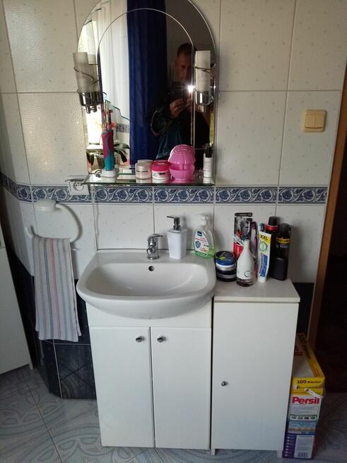 Sprzedam szafki i lustro