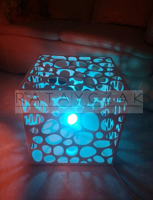 LAMPY OGRODOWE ZE STALI CORTEN