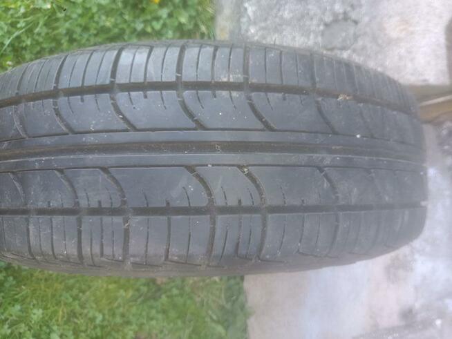 Sprzedam opony felgi aluminiowe z forda