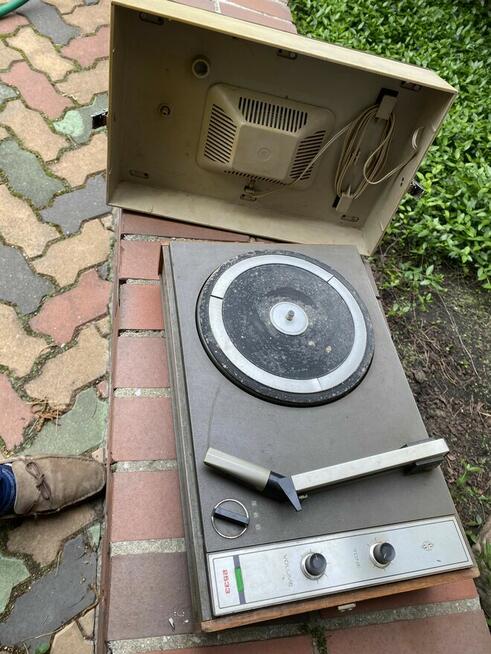 Gramofon Sony, ITT, Siera