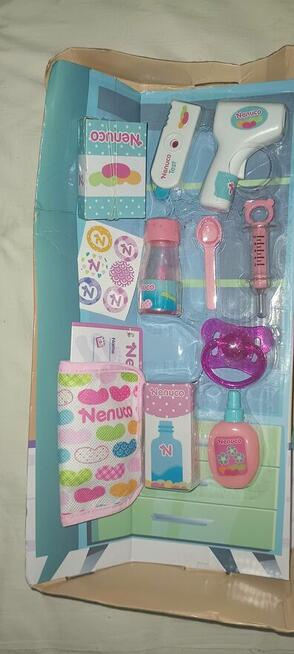 Famosa Lalka Bobas Sick Nenuco Akcesoria 35Cm