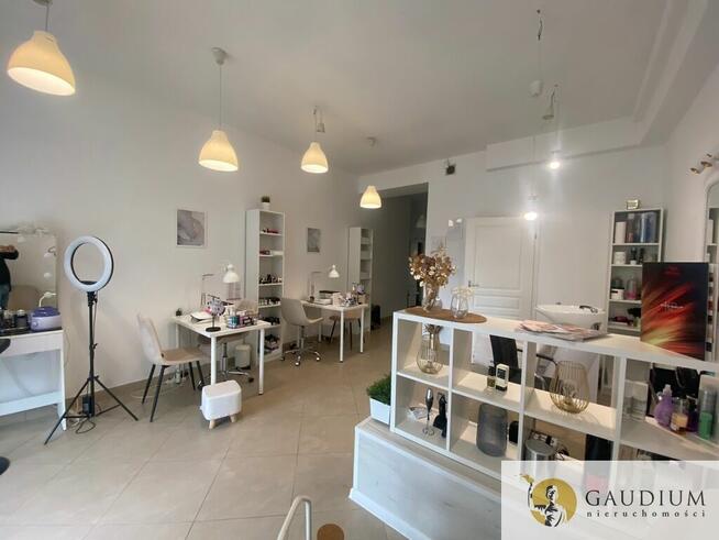 Lokal handlowo / usługowy w centrum Gdyni