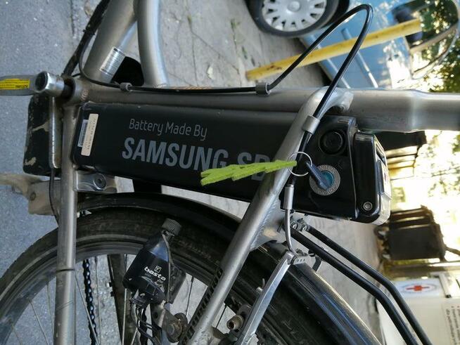 Rower elektryczny damka.