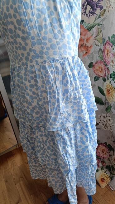 Piękna Sukienka w groszki z trzema falbanami i podszewką BIA