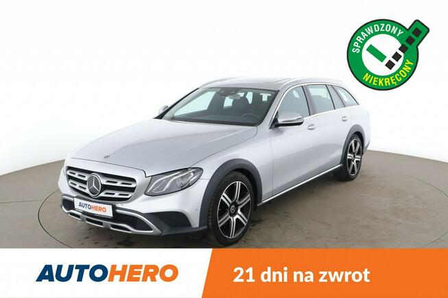 Mercedes E 220 2.0D Automat AllTerrain 4Matic Navi Tempomat Skóra GrzaneFotele Kamera