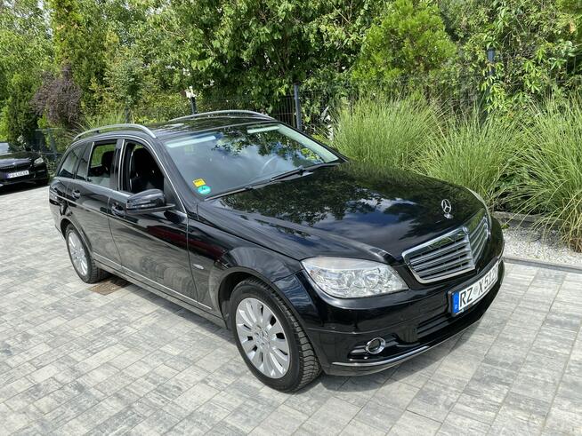 Mercedes C 180 Bardzo zadbana - 100% oryginalny przebieg.NOWY ROZRZĄD !!!