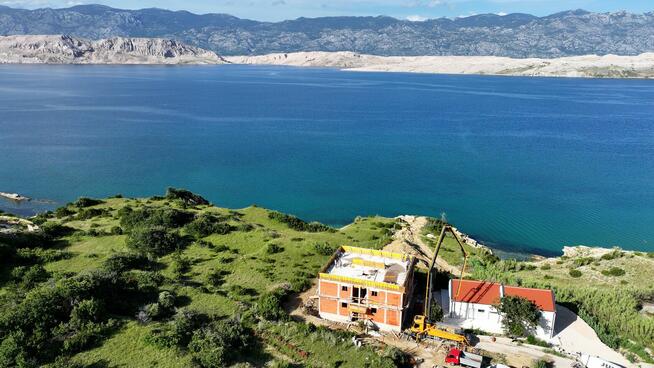 Apartament w Chorwacji 95m2,basen, linia brzegowa, Zadar, Pag