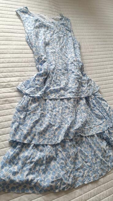 Piękna Sukienka w groszki z trzema falbanami i podszewką BIA