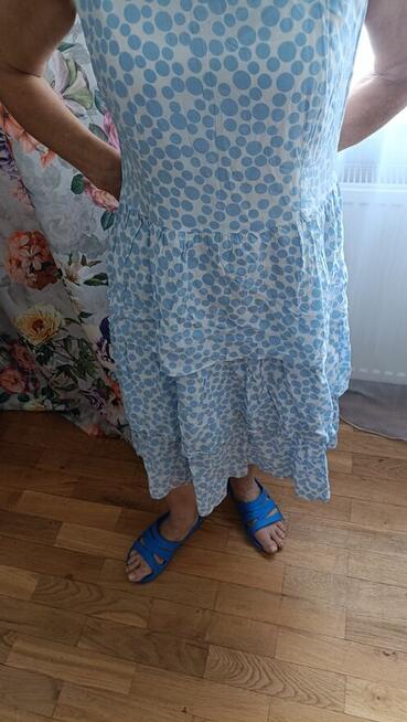 Piękna Sukienka w groszki z trzema falbanami i podszewką BIA