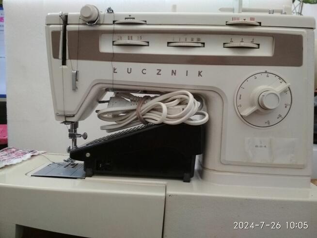Sprzedam maszynę do szycia ŁUCZNIK 884