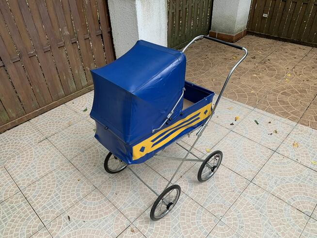 Zabawki PRL - wózek dla lalki