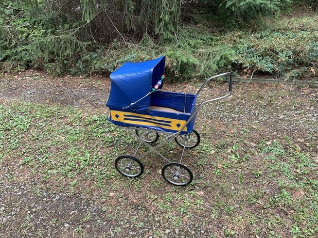 Zabawki PRL - wózek dla lalki