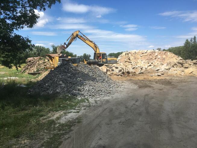 Wynajem sprzetu budowlanego drabiny dekarskiej 25m namyslow