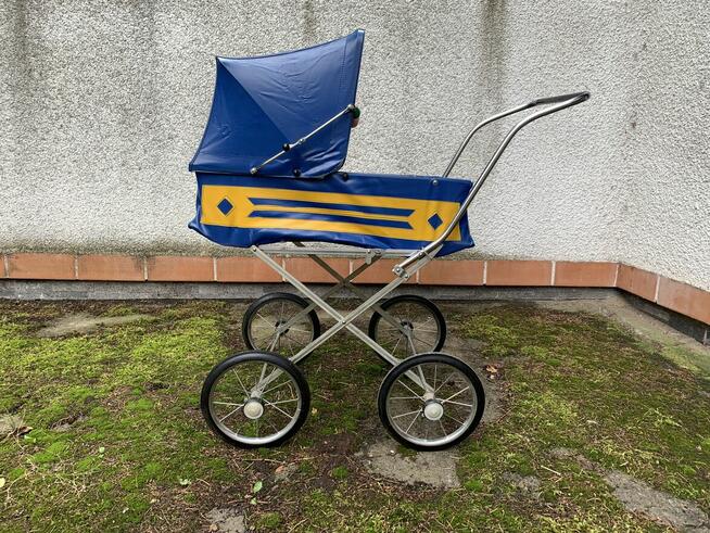 Zabawki PRL - wózek dla lalki