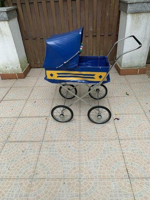 Zabawki PRL - wózek dla lalki