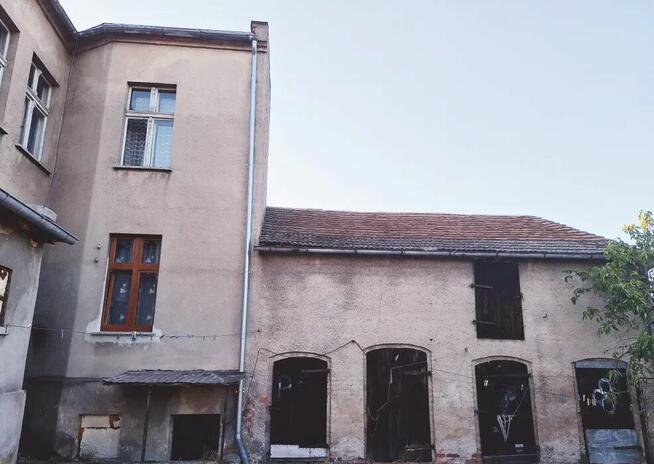 Kamienica, dom w Zdunach, z dużą działką-mieszkaj, działaj!