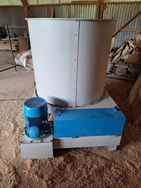 Brykieciarka CO.MA.FER MACCCHINE S.p.A.