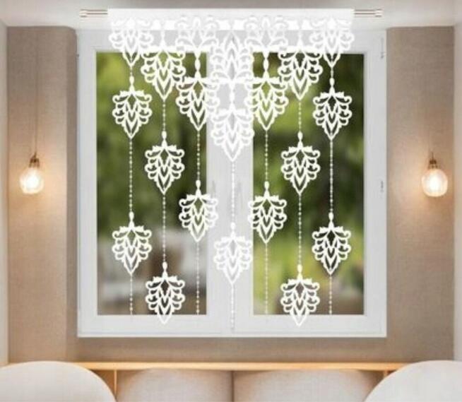 Czarne panele ażurowe 100x150 cm, firany z koralikami