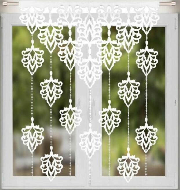 Czarne panele ażurowe 100x150 cm, firany z koralikami