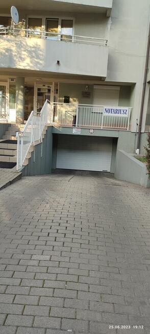 Garaż - miejsce postojowe