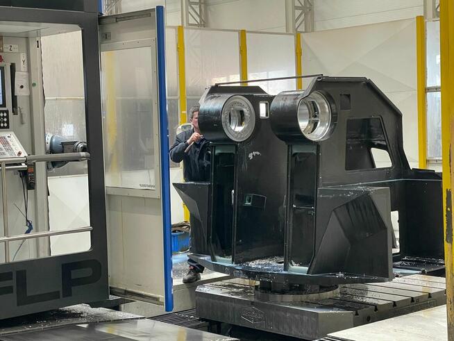 CARBON C14 - produkcja i naprawa kompozytów