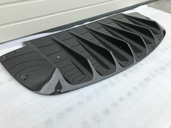 CARBON C14 - produkcja i naprawa kompozytów