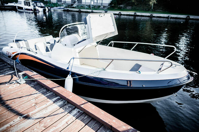 ŁÓDZ MOTOROWA OPEN 530 SPORT z przyczepą DMC 1150kg OC