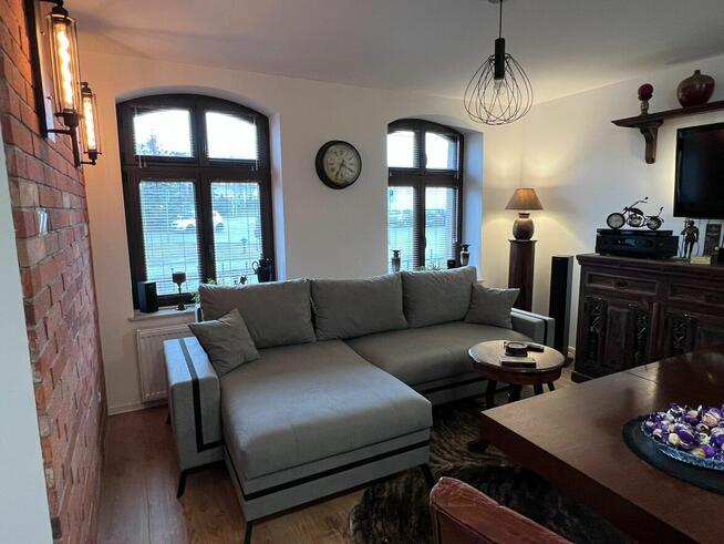 Klimatyczna kawalerka w odrestaurowanej kamienicy