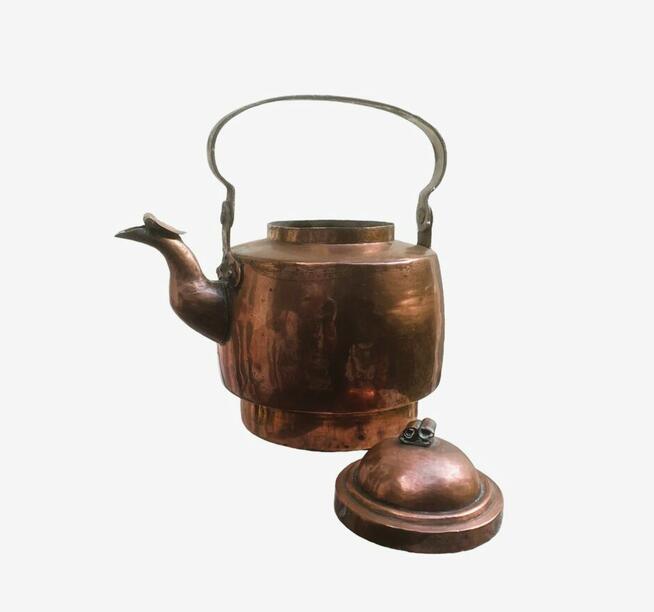 Stary miedziany czajnik poj. ok. 2,3 litra