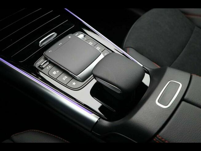 Mercedes-Benz GLA 250 4-Matic AMG Line